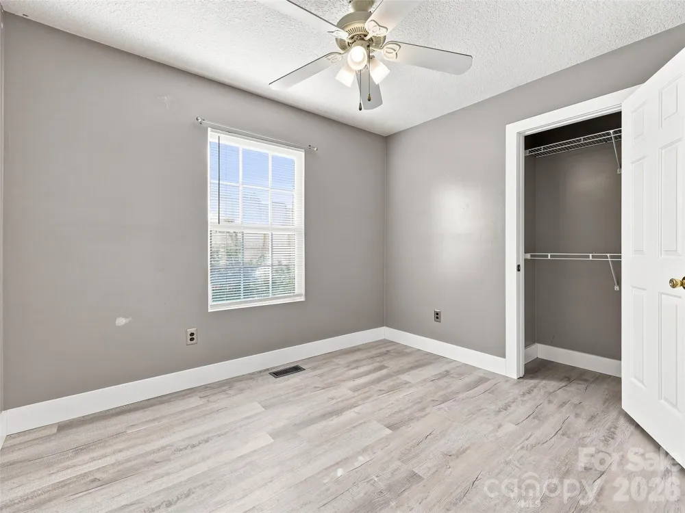 11 Brant Lane Weaverville, NC 28787
