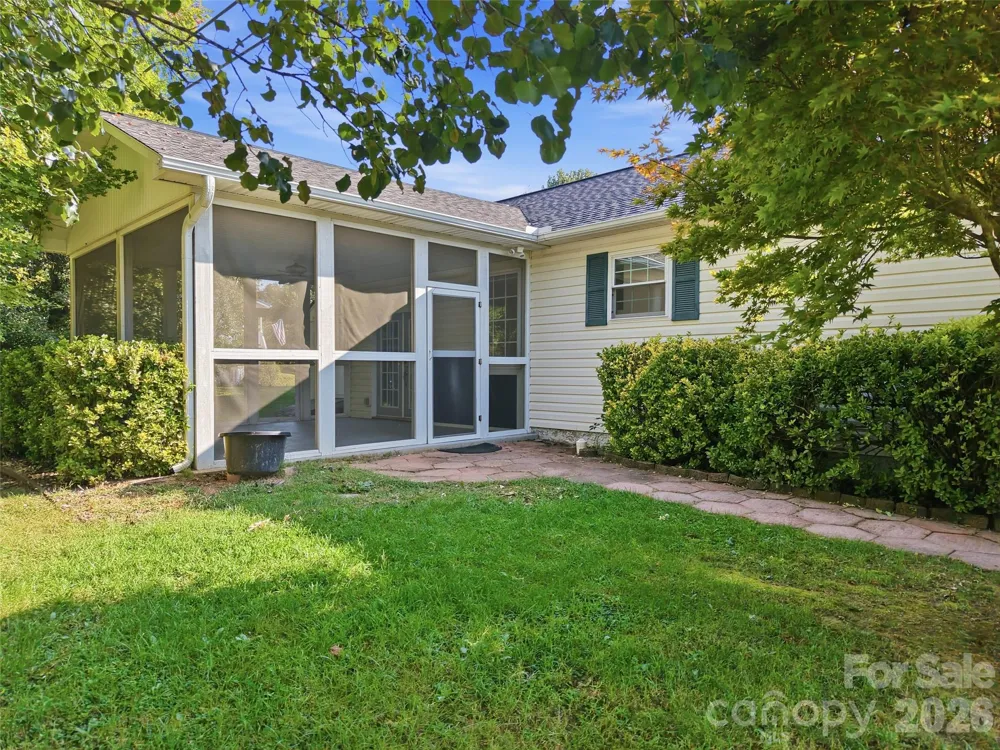 11 Brant Lane Weaverville, NC 28787