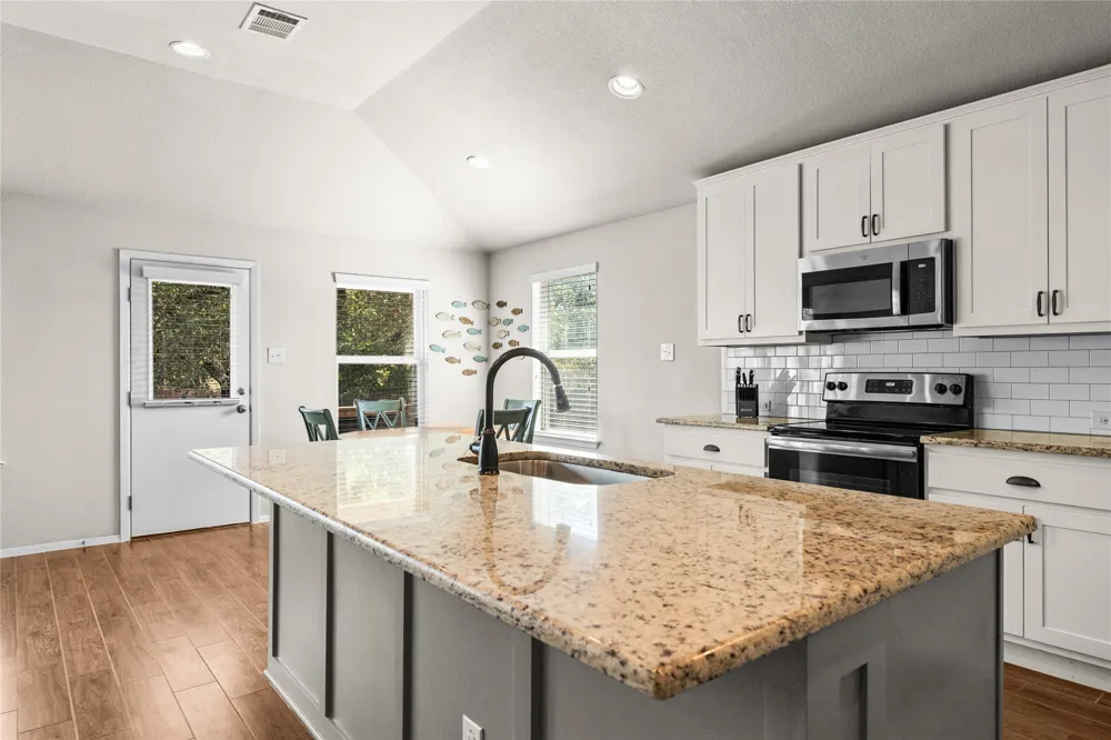 21204 Santa Rosa Avenue Lago Vista, TX 78645