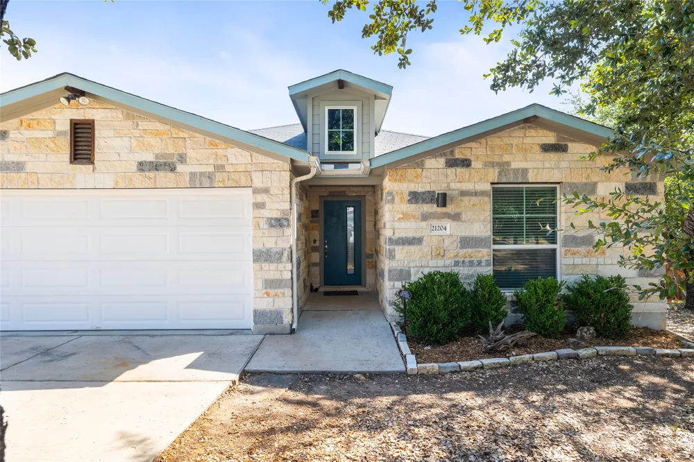 21204 Santa Rosa Avenue Lago Vista, TX 78645