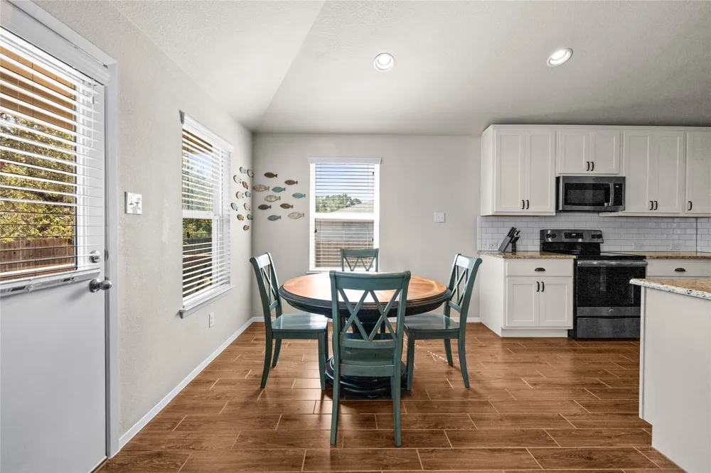 21204 Santa Rosa Avenue Lago Vista, TX 78645