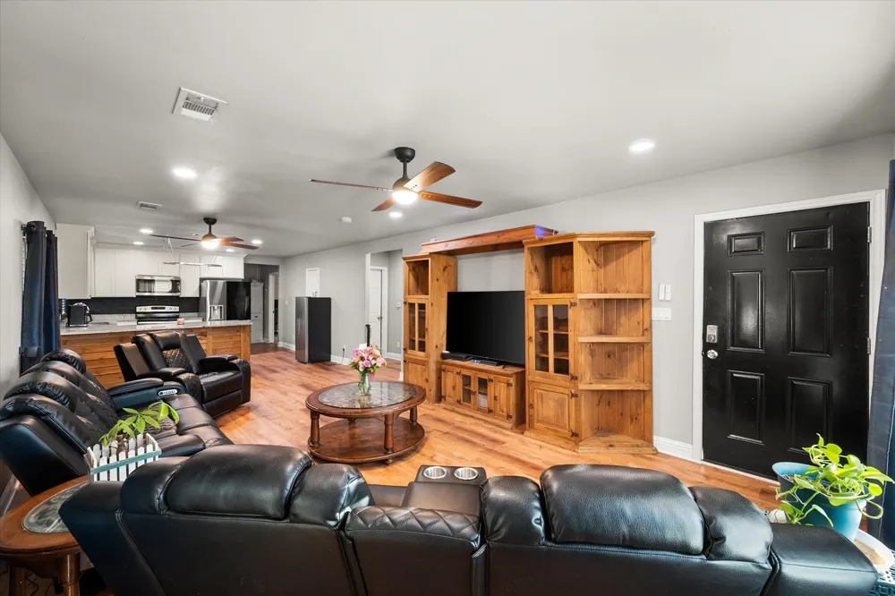 304 T A Carroll Avenue Corsicana, TX 75110