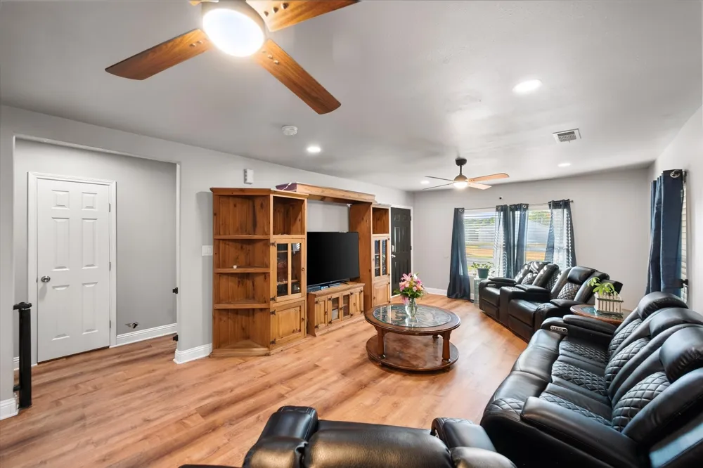 304 T A Carroll Avenue Corsicana, TX 75110