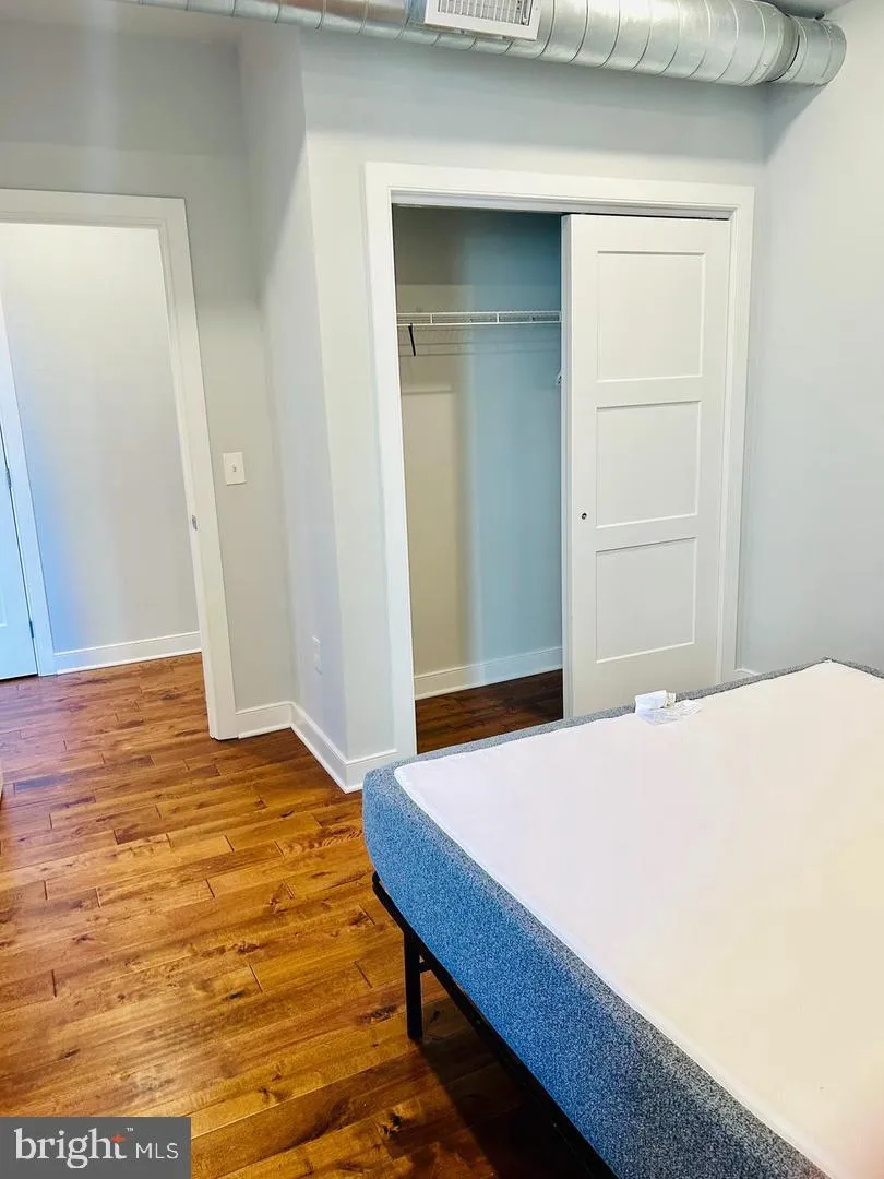 6090 DREXEL ROAD #8 Philadelphia, PA 19131