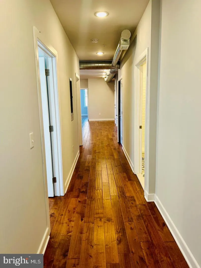 6090 DREXEL ROAD #8 Philadelphia, PA 19131