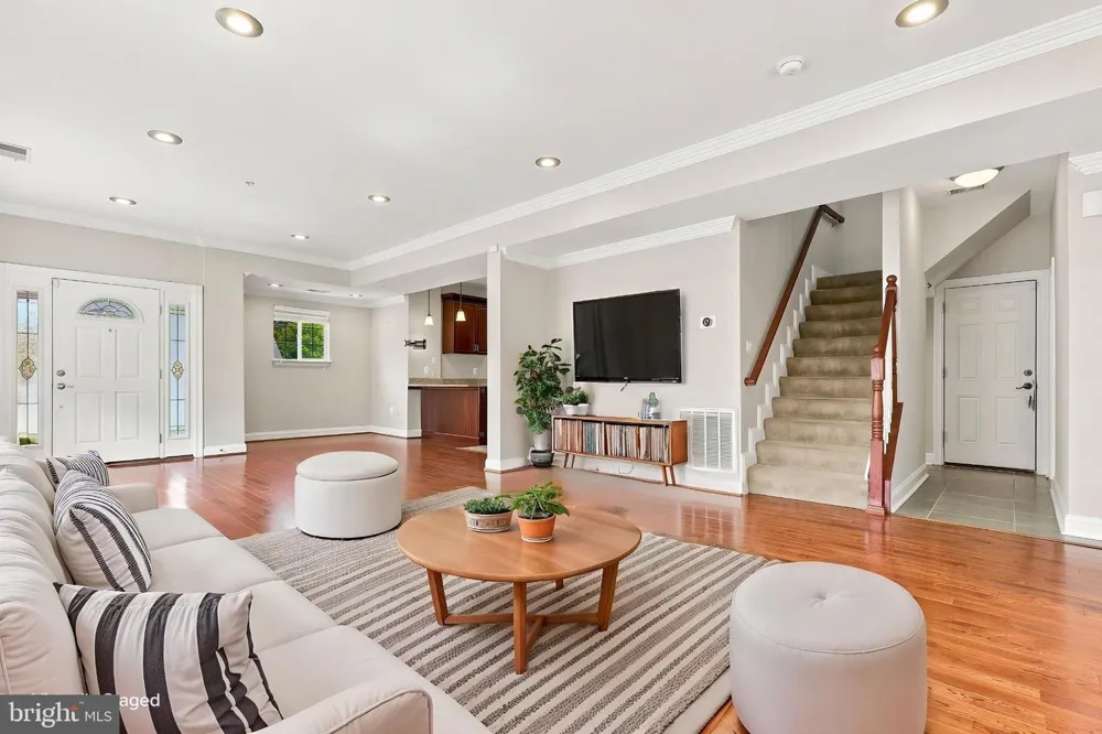 10717 BENTLEY LANE Kensington, MD 20895
