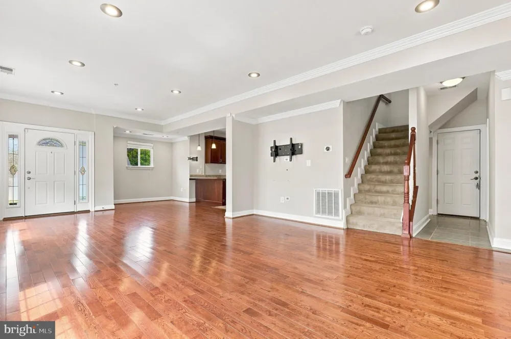 10717 BENTLEY LANE Kensington, MD 20895