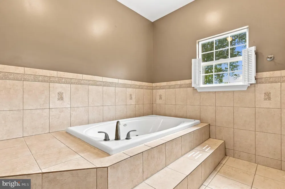 10717 BENTLEY LANE Kensington, MD 20895