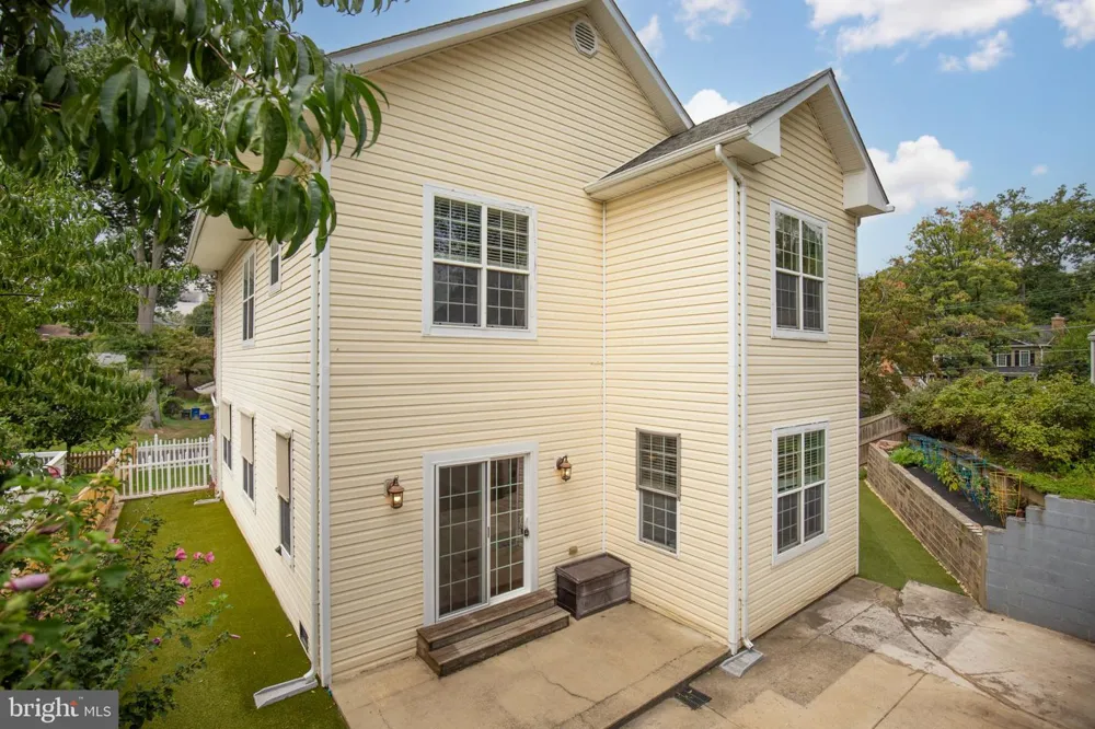 10717 BENTLEY LANE Kensington, MD 20895