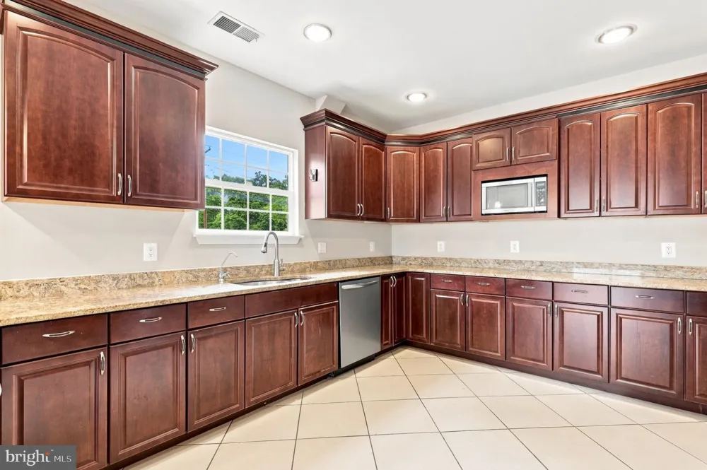 10717 BENTLEY LANE Kensington, MD 20895