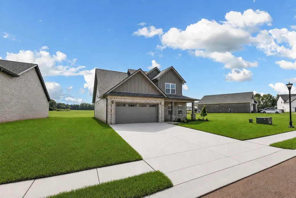 3721 Stillwater Point Clarksville, TN 37043