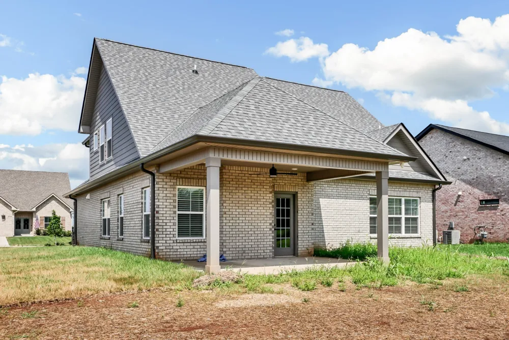 3721 Stillwater Point Clarksville, TN 37043