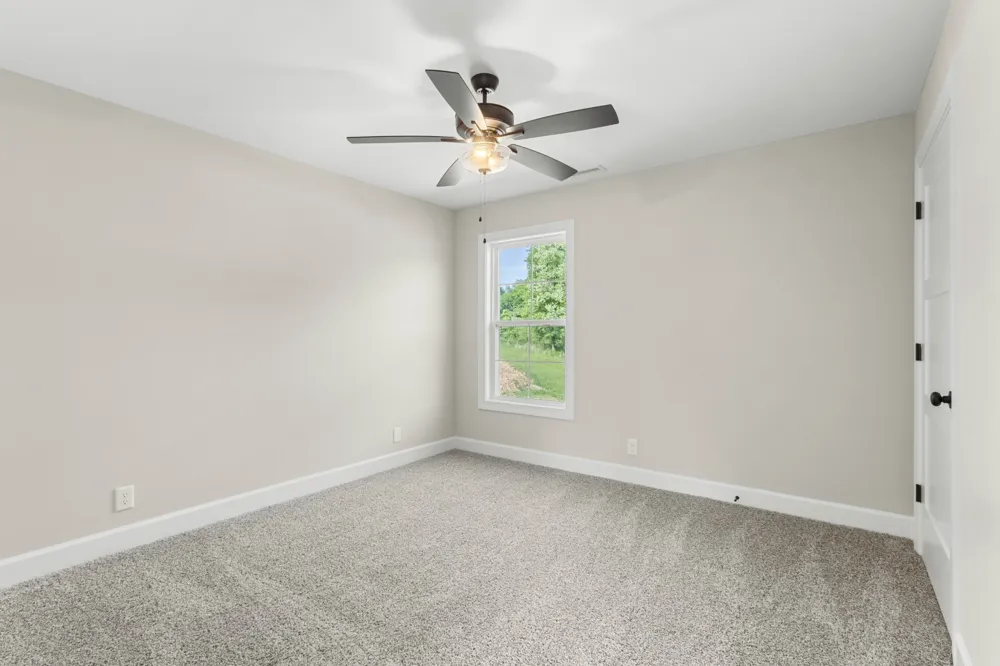 1087 Gratton Rd Clarksville, TN 37043