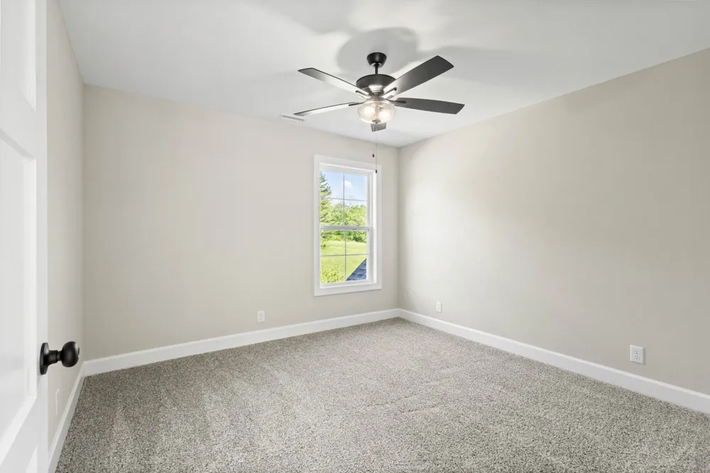 1087 Gratton Rd Clarksville, TN 37043