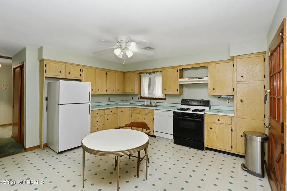 1503 Romaine Parkway Ocean, NJ 07712