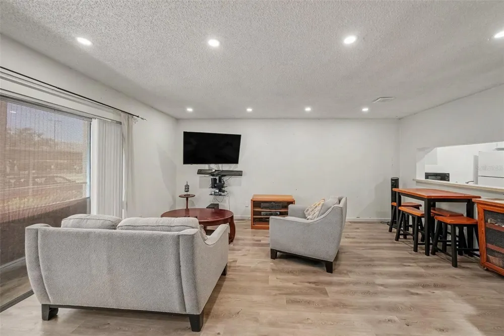 2585 COUNTRYSIDE BOULEVARD #4108 Clearwater, FL 33761
