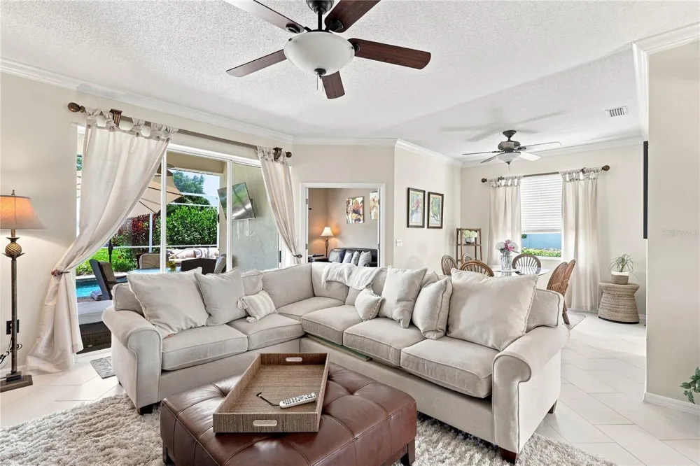 4021 VIA MIRADA Sarasota, FL 34238