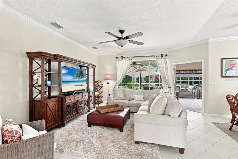 4021 VIA MIRADA Sarasota, FL 34238
