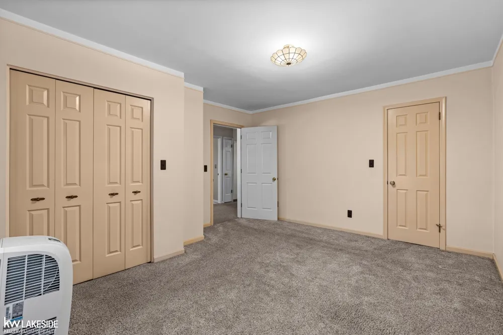 32251 Fruehauf Road Fraser City, MI 48026