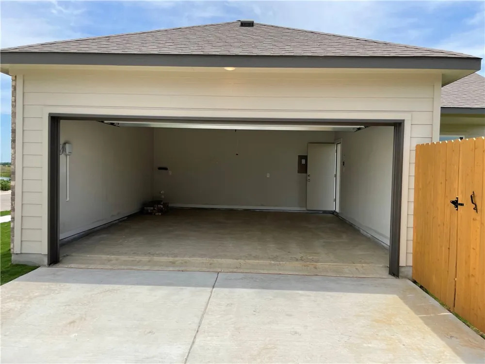 609 Paddock Lane Georgetown, TX 78626