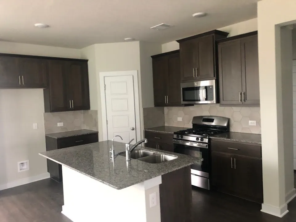 609 Paddock Lane Georgetown, TX 78626