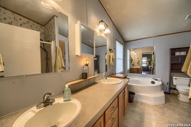 11727 Haven Estates Adkins, TX 78101
