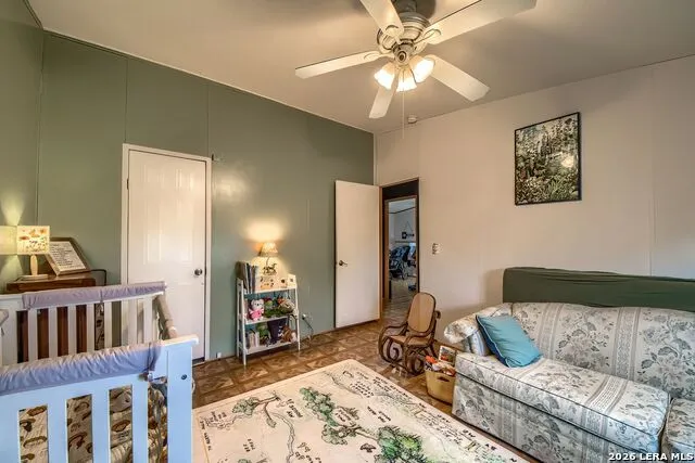 11727 Haven Estates Adkins, TX 78101