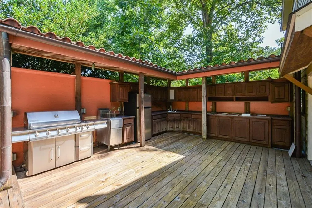 6838 Springwood Drive Douglasville, GA 30135