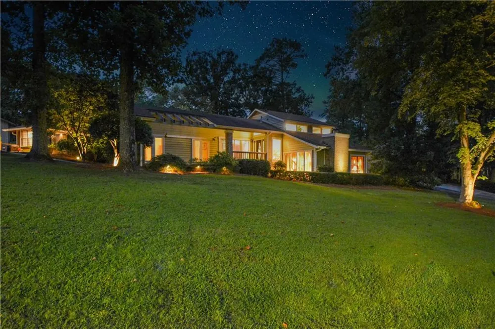 6838 Springwood Drive Douglasville, GA 30135