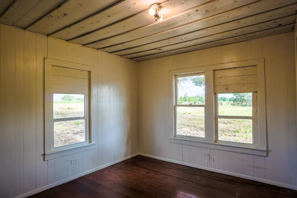 1 Berger Road Schulenburg, TX 78945