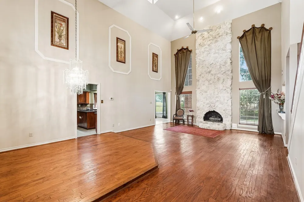 19027 Relay Road Humble, TX 77346