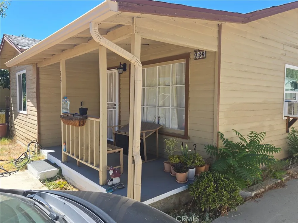339 ALESSANDRO STREET Banning, CA 92220