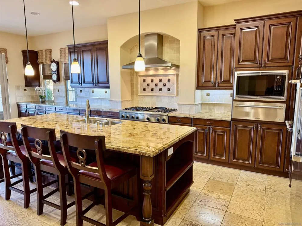 11549 Edgewood Pl San Diego, CA 92131