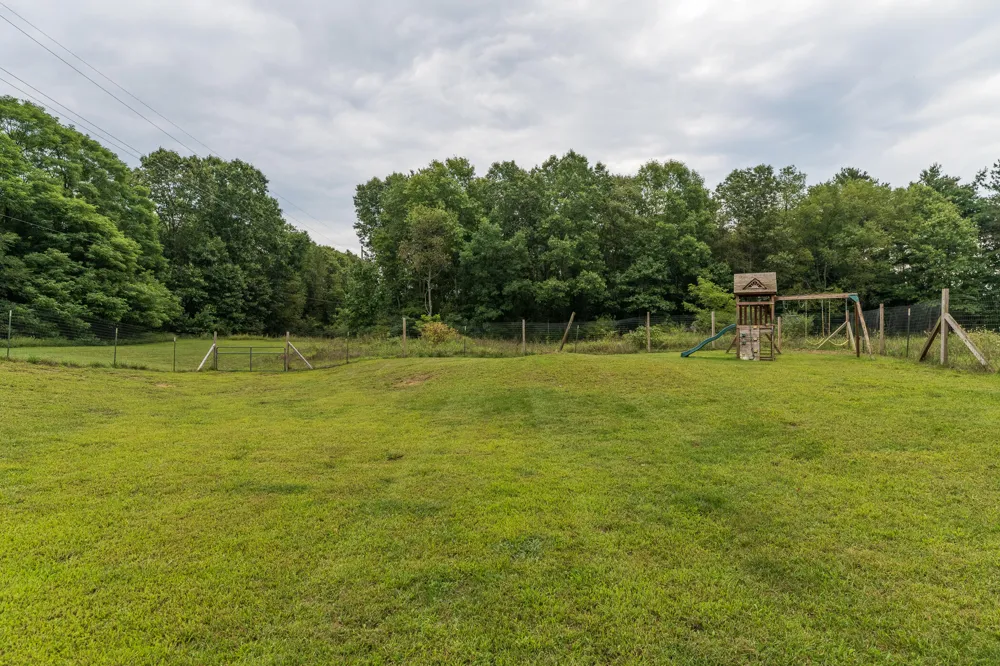 58505 Co Rd 657 Mattawan, MI 49071