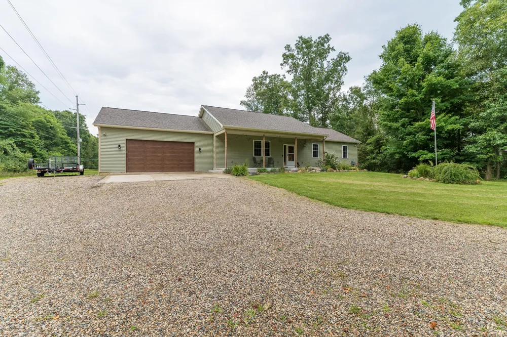 58505 Co Rd 657 Mattawan, MI 49071