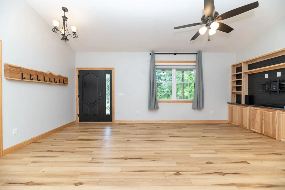 58505 Co Rd 657 Mattawan, MI 49071