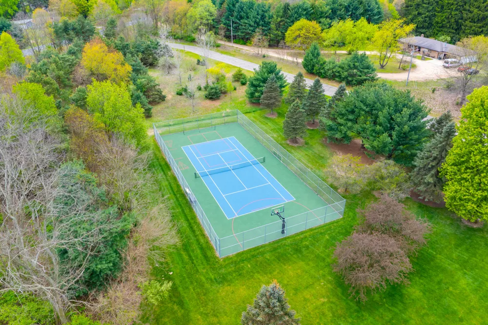 449 S Skyview Drive Kalamazoo, MI 49009