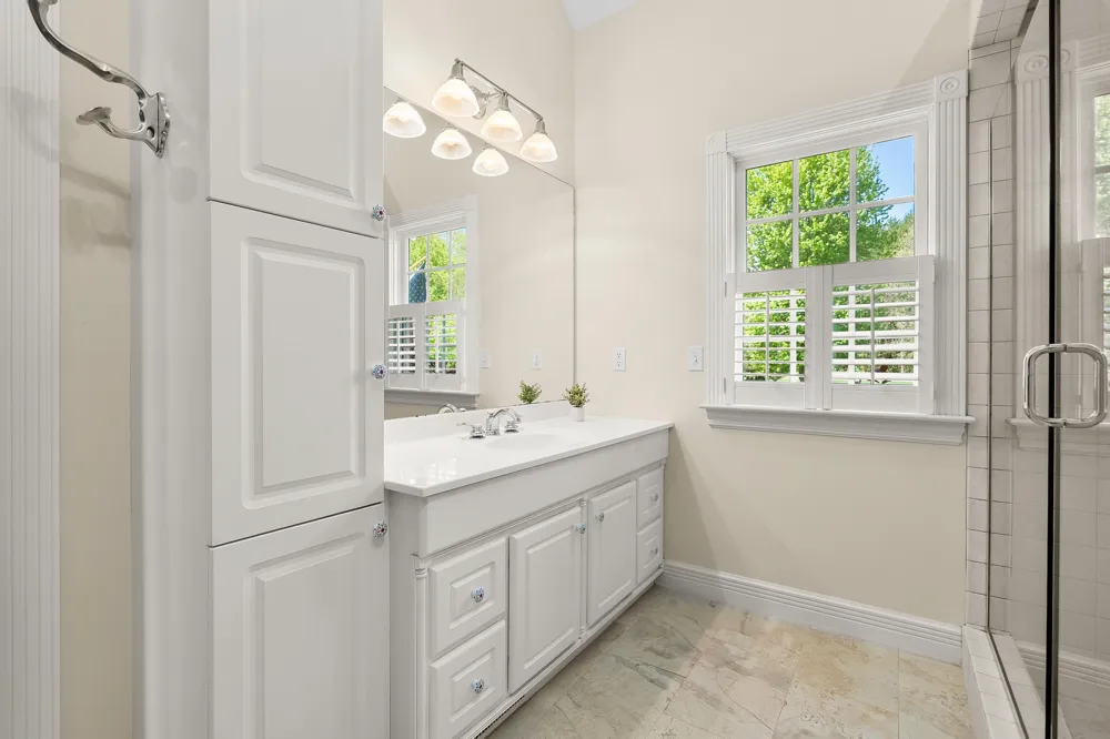449 S Skyview Drive Kalamazoo, MI 49009