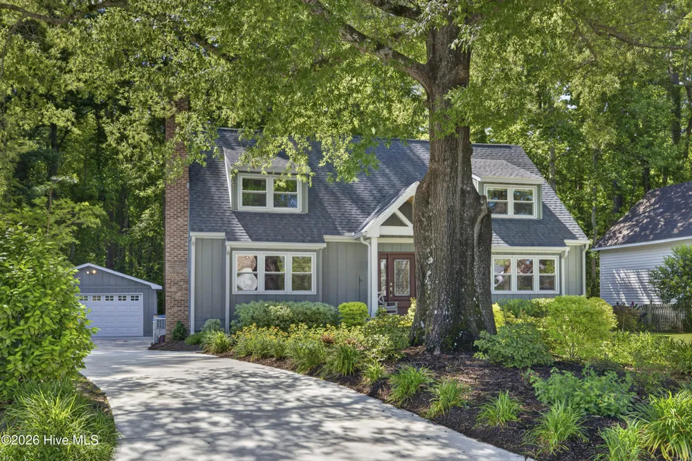 305 Embassy Circle Wilmington, NC 28412