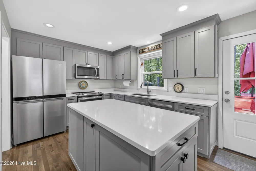 305 Embassy Circle Wilmington, NC 28412
