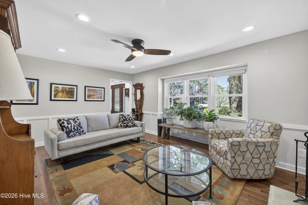 305 Embassy Circle Wilmington, NC 28412