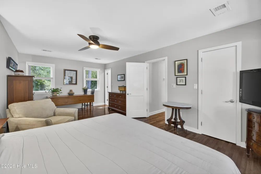 305 Embassy Circle Wilmington, NC 28412