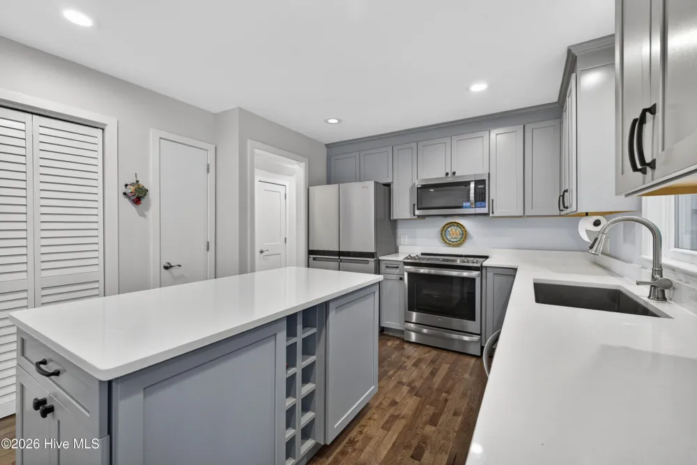 305 Embassy Circle Wilmington, NC 28412