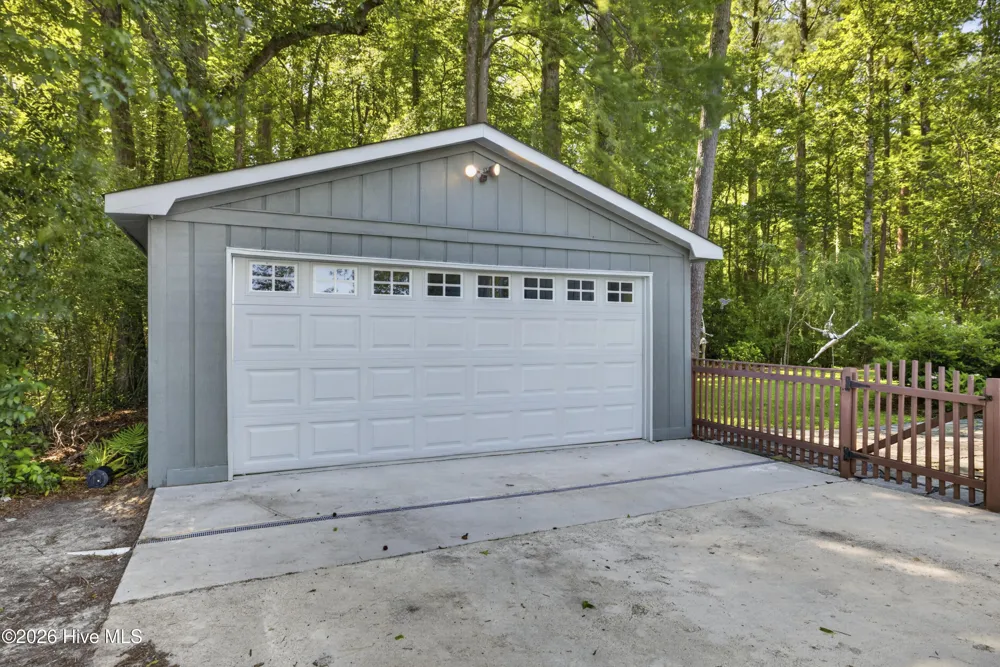 305 Embassy Circle Wilmington, NC 28412