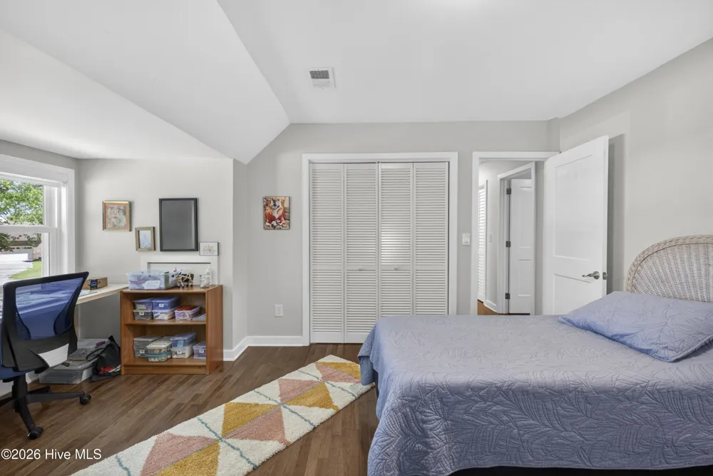 305 Embassy Circle Wilmington, NC 28412
