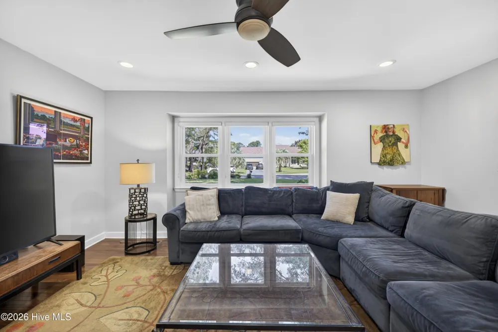 305 Embassy Circle Wilmington, NC 28412