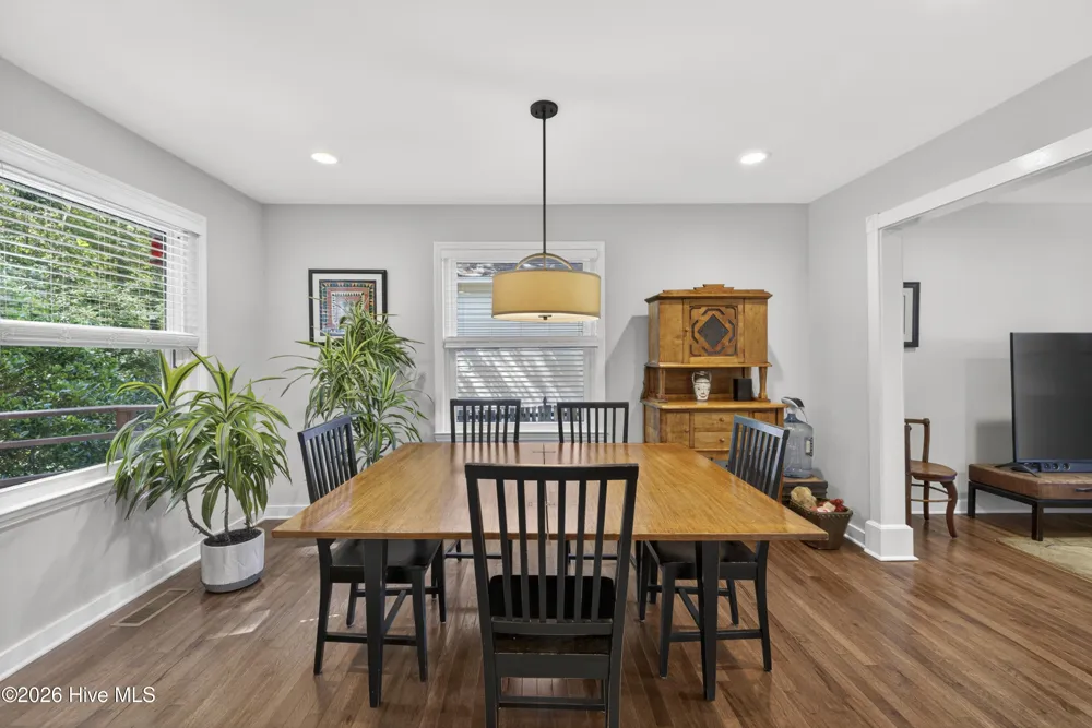 305 Embassy Circle Wilmington, NC 28412
