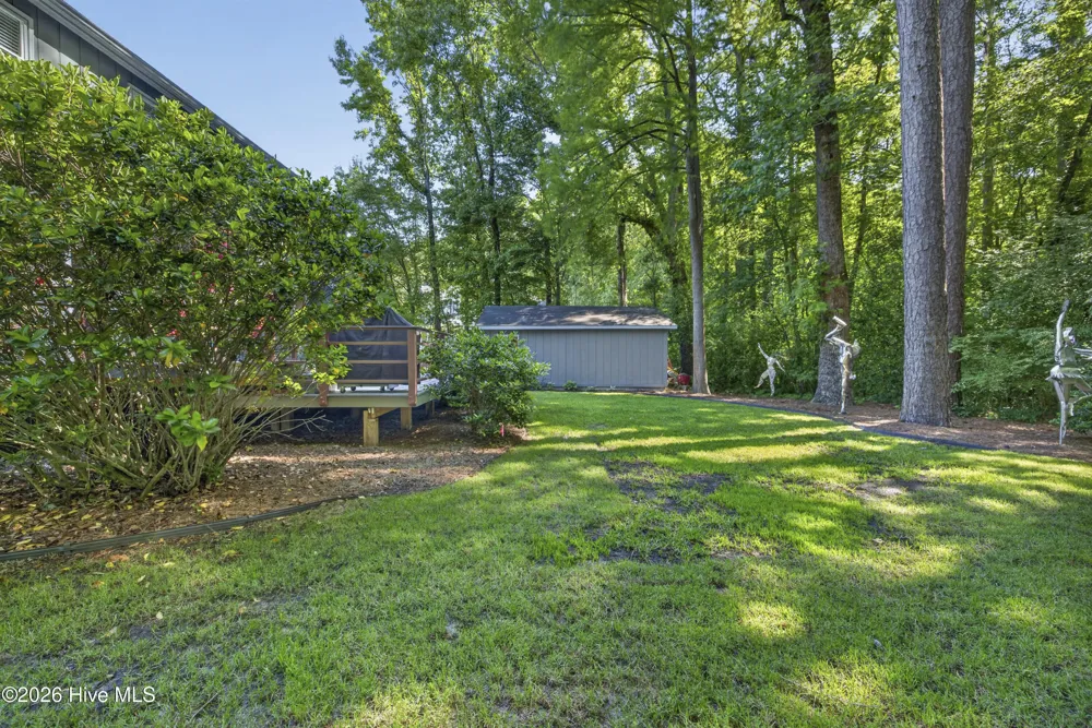 305 Embassy Circle Wilmington, NC 28412