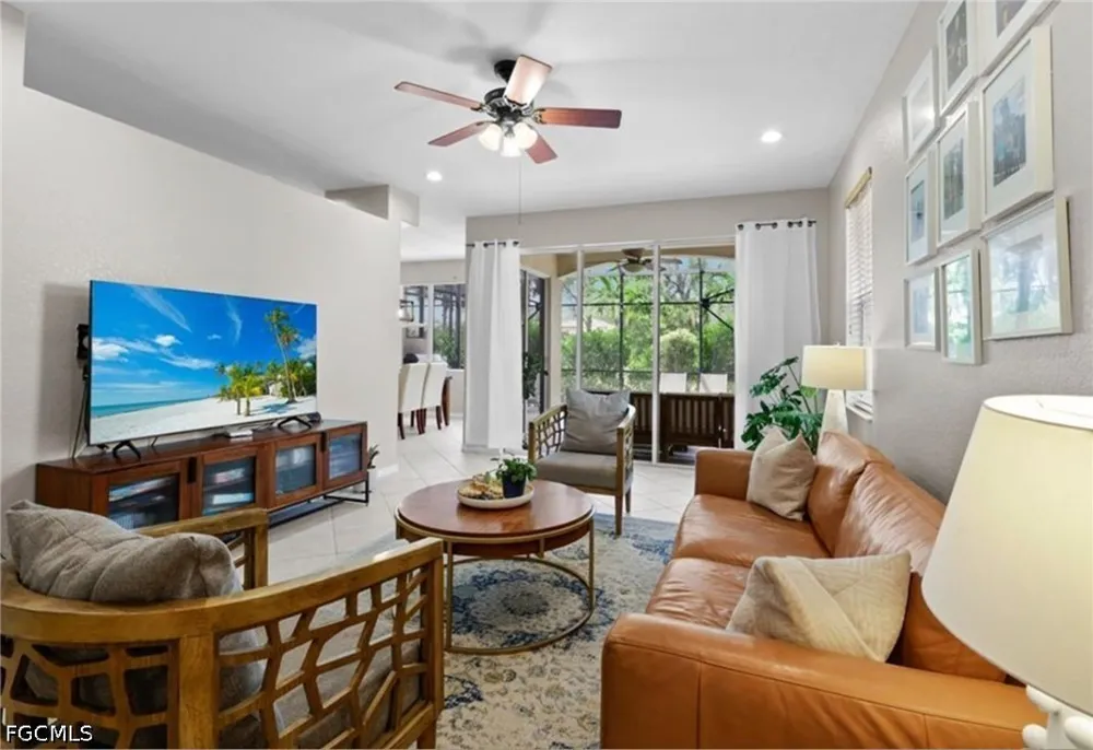 Larino Loop Estero, FL 33928
