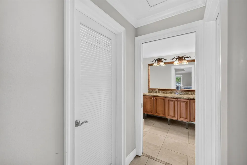 1920 E Terra Mar Drive Lauderdale By The Sea, FL 33062